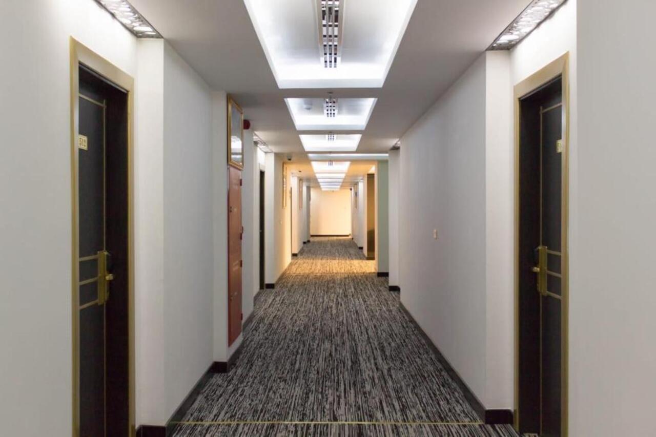 Parkside Plaza Muscat Hotel Eksteriør billede