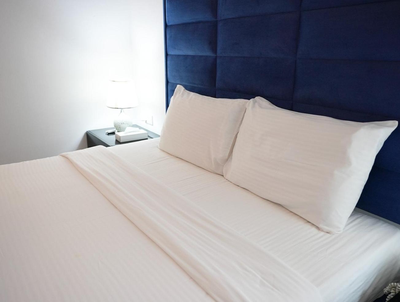 Parkside Plaza Muscat Hotel Eksteriør billede